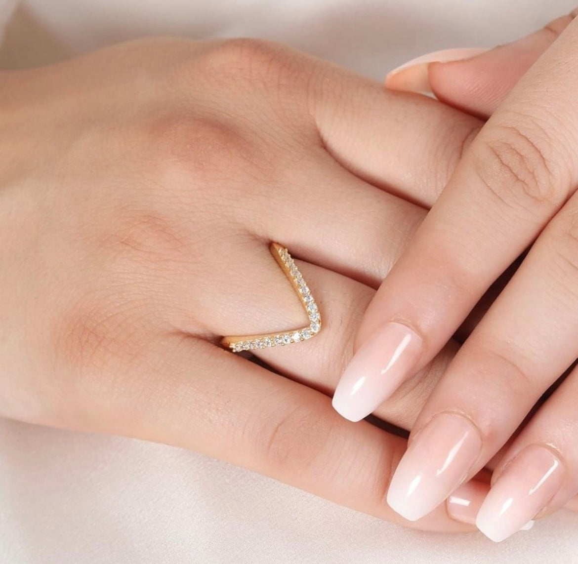 Elegant V-Shaped Gold Ring with Cubic Zirconia