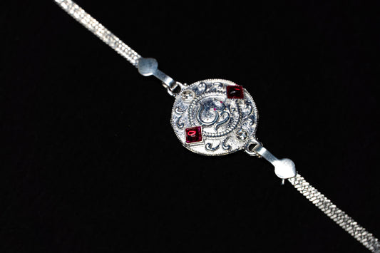 Divine Grace Silver 0.01 Carat Lab Diamond 925 Silver Rakhi